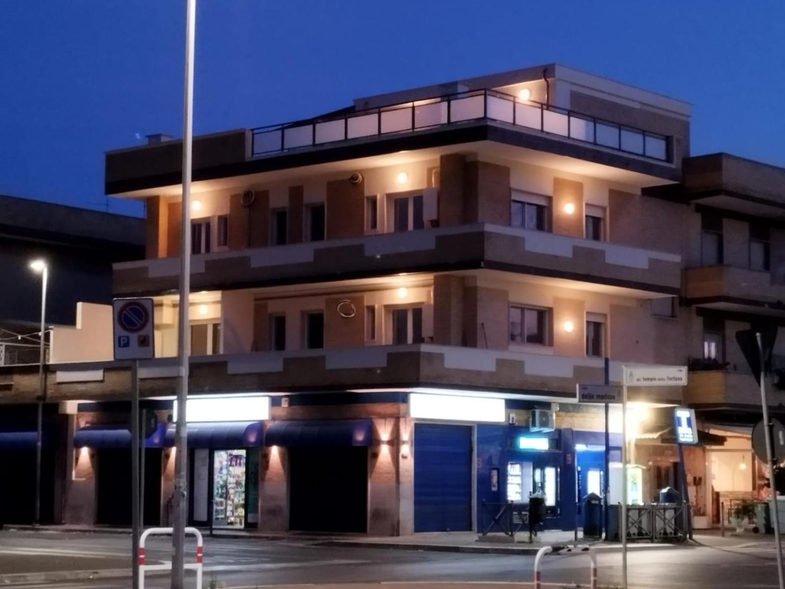 Roma Airport Sky Apartments 菲乌米奇诺 外观 照片