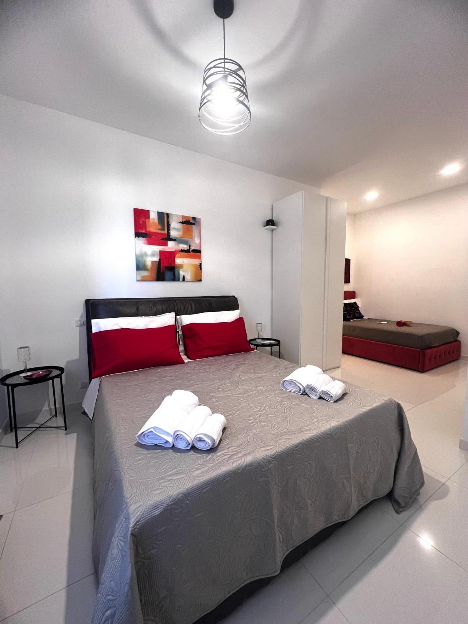 Roma Airport Sky Apartments 菲乌米奇诺 外观 照片
