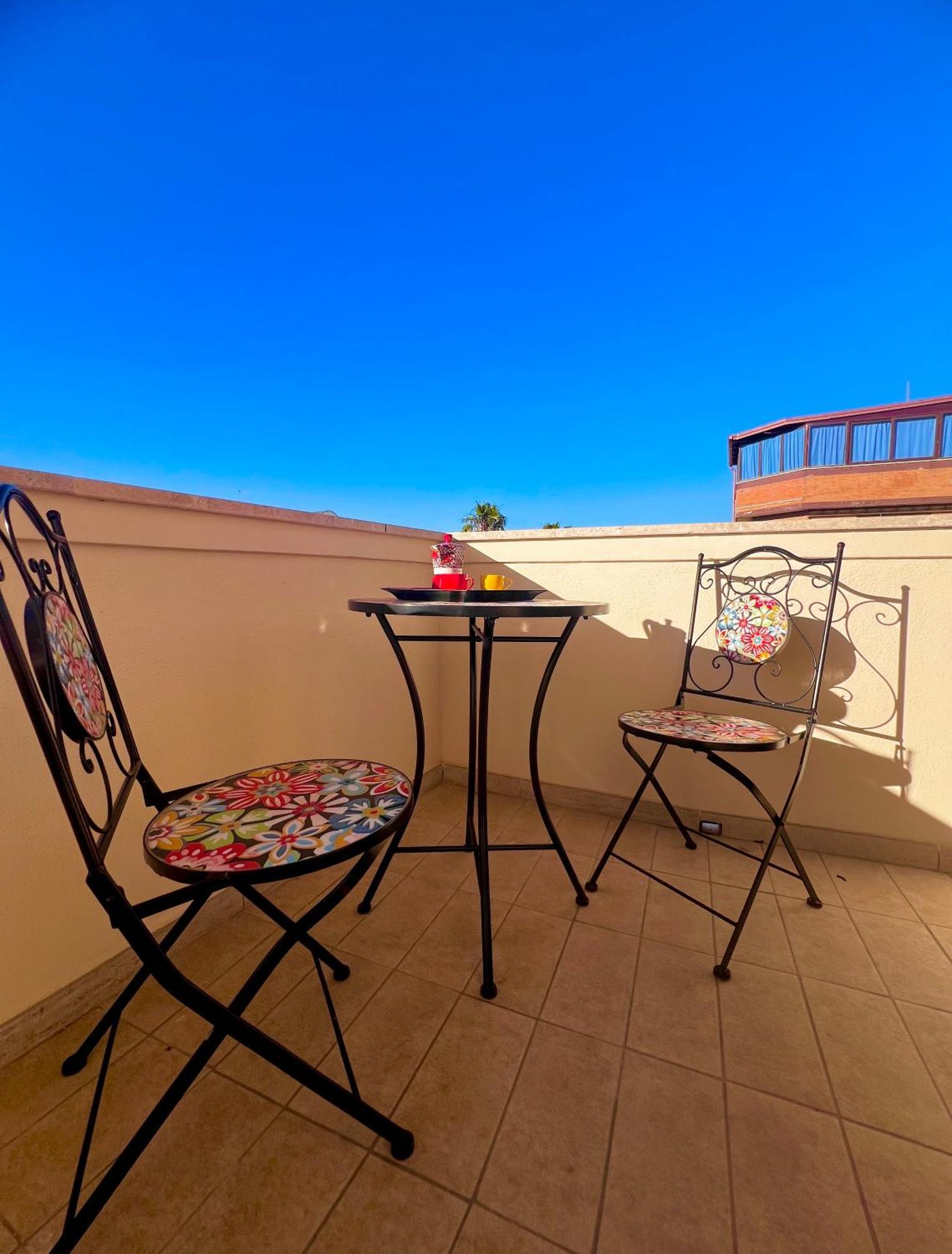 Roma Airport Sky Apartments 菲乌米奇诺 外观 照片