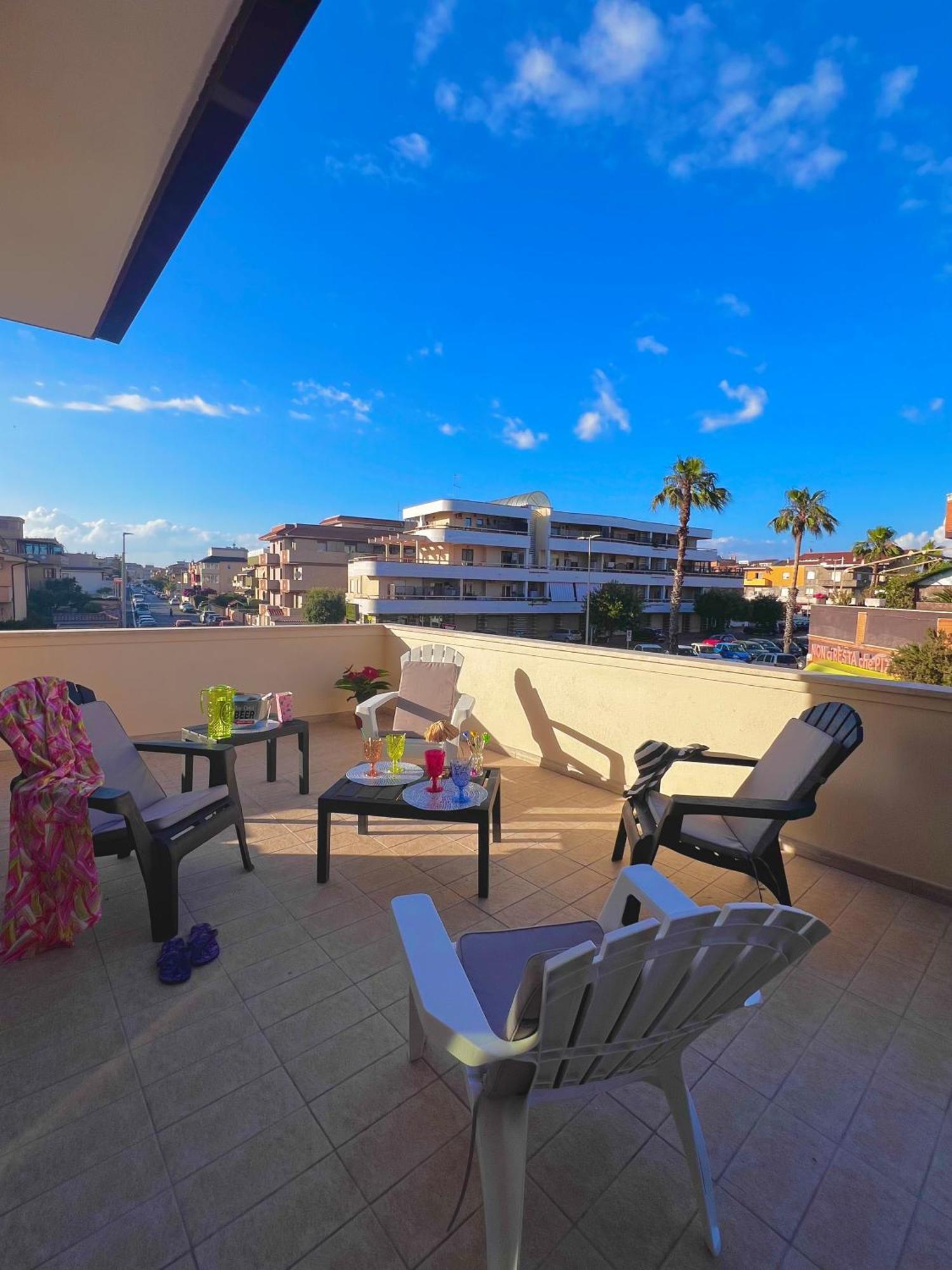 Roma Airport Sky Apartments 菲乌米奇诺 外观 照片